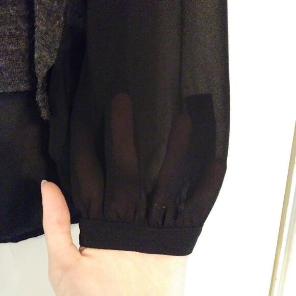 Miss Me Grey Star Embellished Top w/ Sheer Back Paneling - Picture 5 of 7